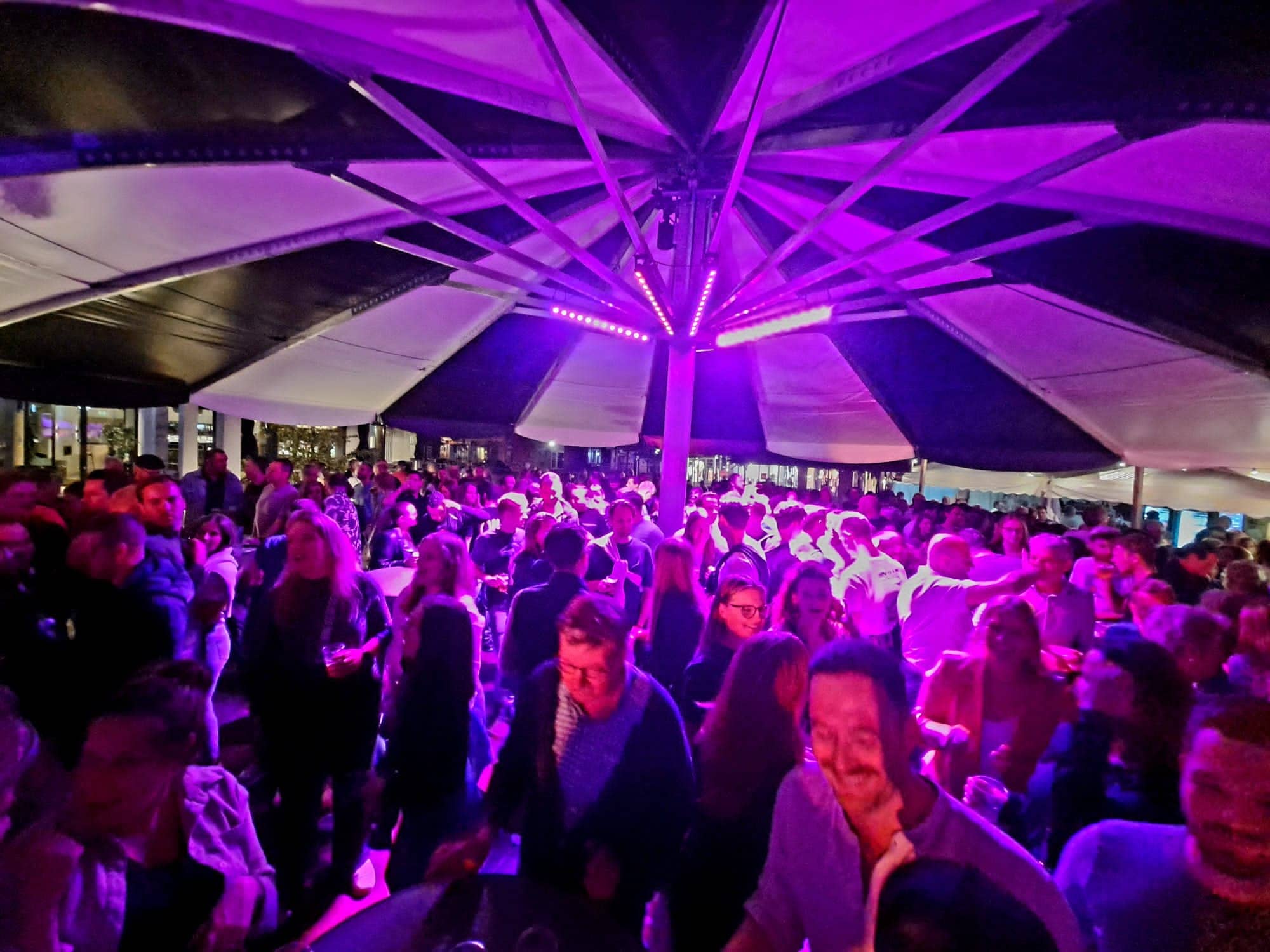 Los met DJ Barto & Coverband Khick!